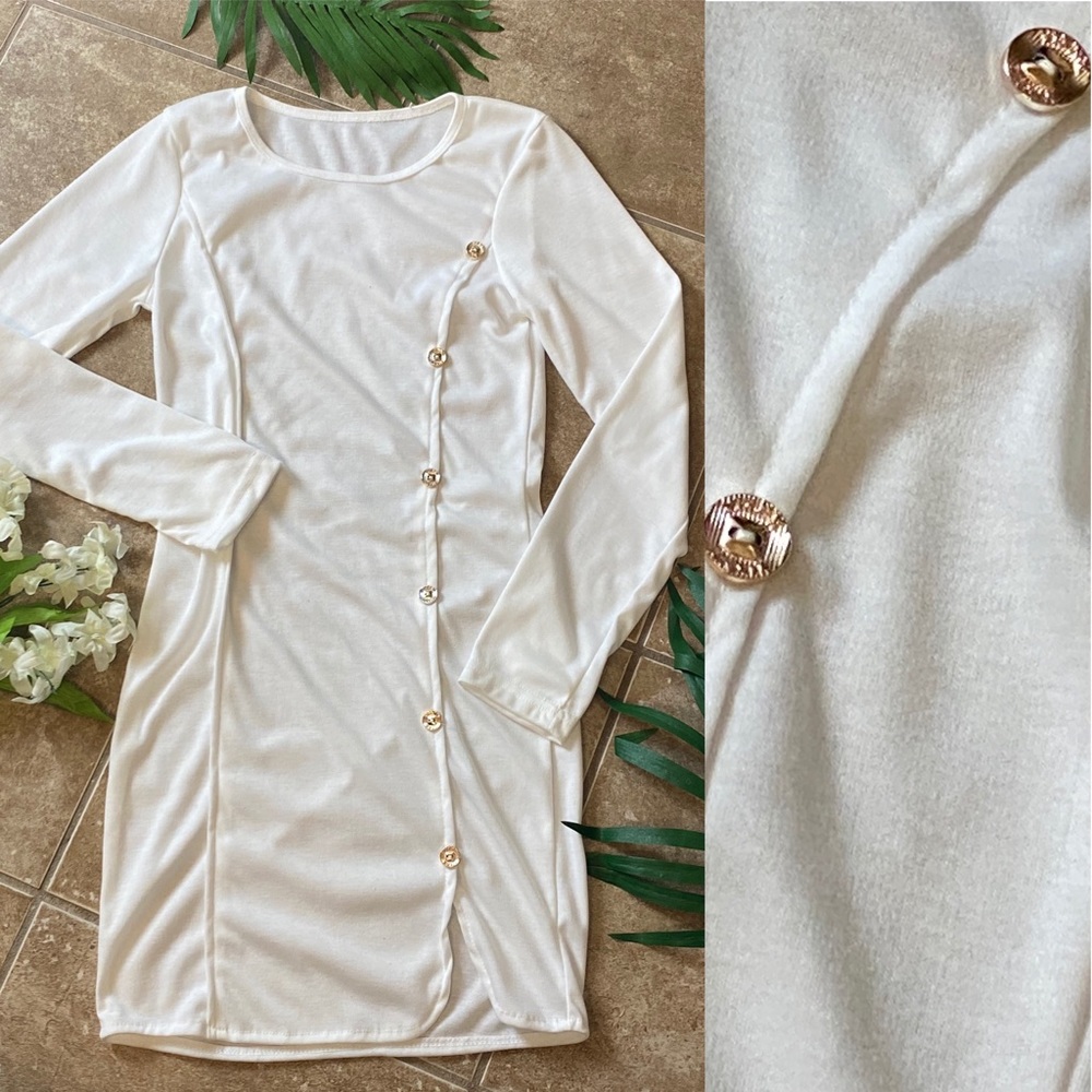 🥂 Golden Detail White Blouse